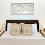 Alkira Apartamento *